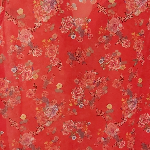 CAbi Crush 5219 sleeveless top - Picture 5 of 7